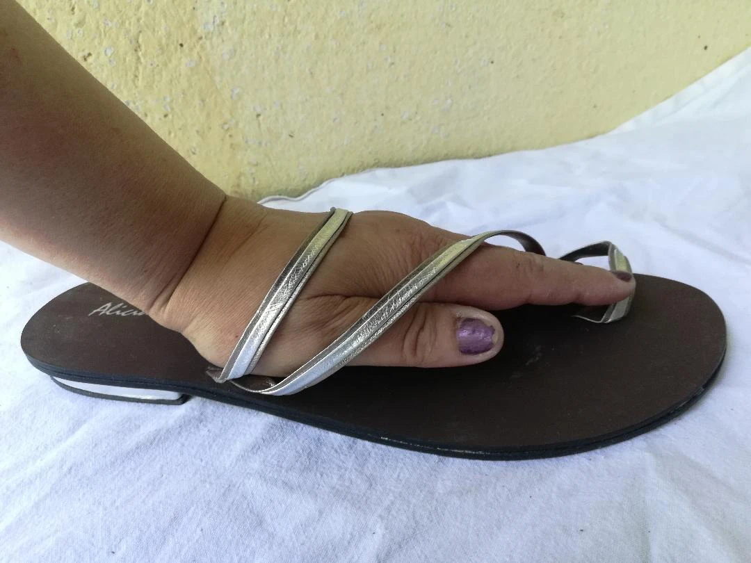 Zilveren teenslippers maat 39 – photo 5